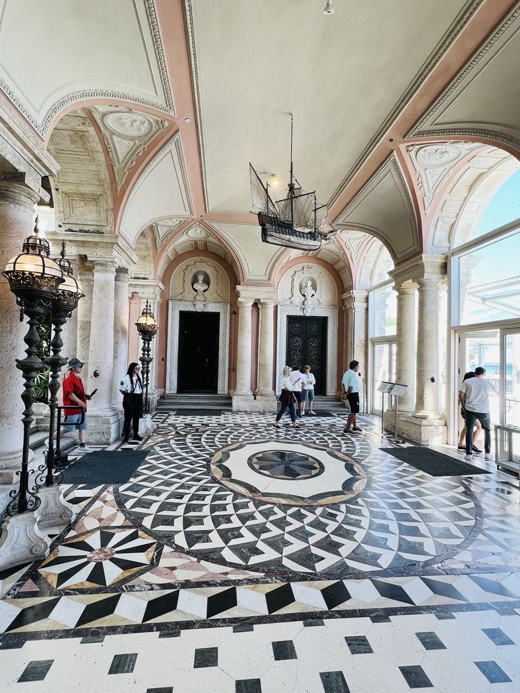 Vizcaya Museum & Gardens