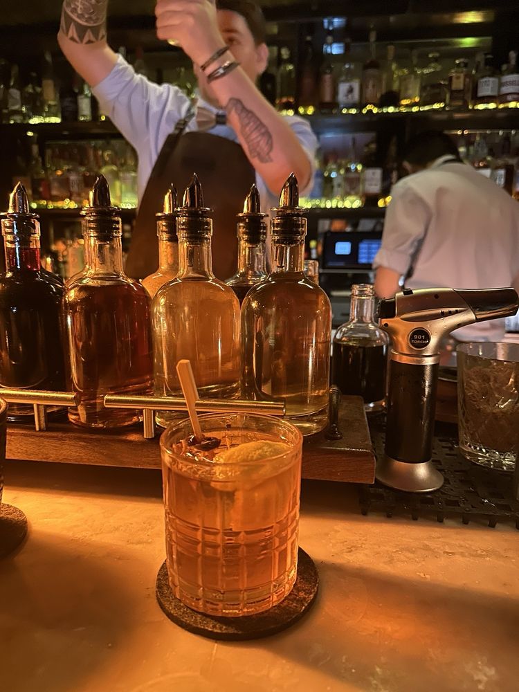 Swizzle Rum Bar & Drinkery
