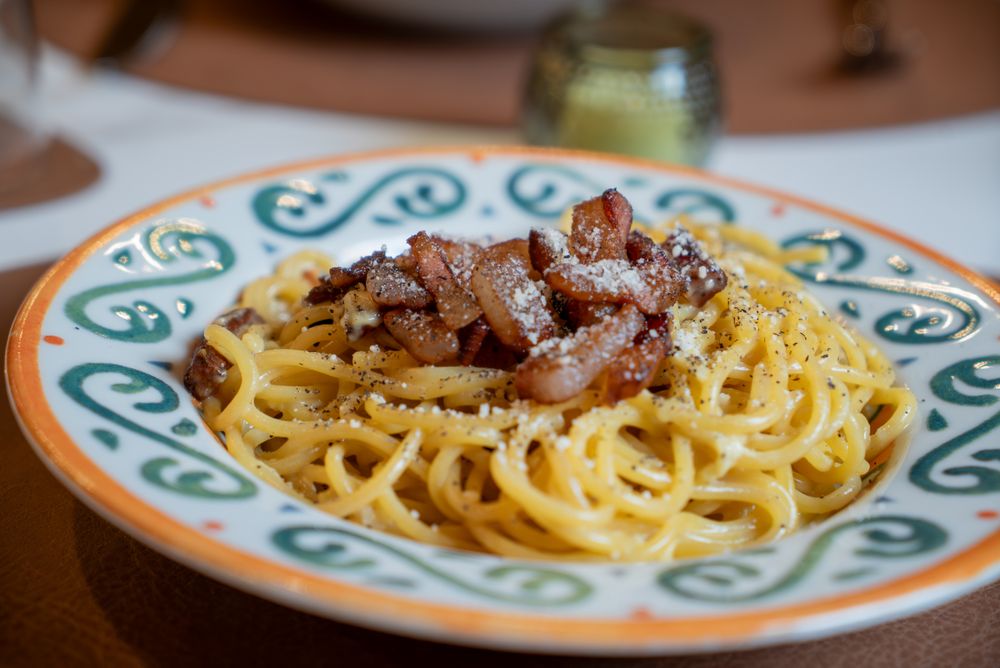 Essenza Italian Eatery & Market