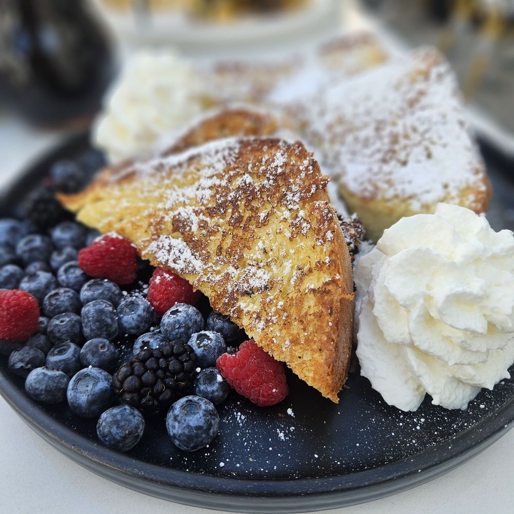 Bon Bouquet Cafe